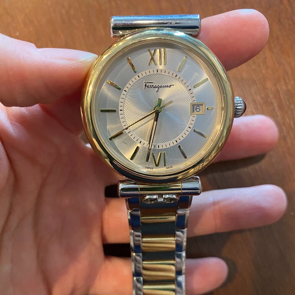 Salvatore Ferragamo Unisex Watch